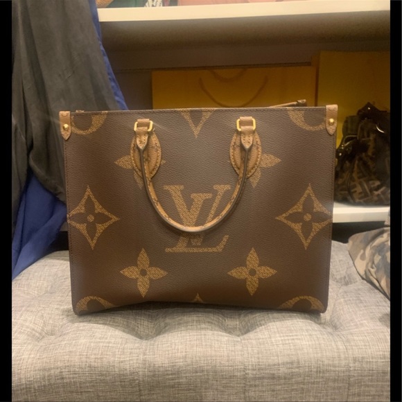 LV ON THE GO  mm this is a brand new bag authentic. By far the best LV must have - Picture 7 of 11